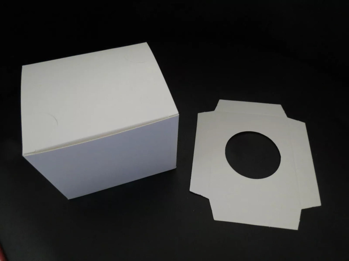 1 Hole Cupcake Box (No Window)